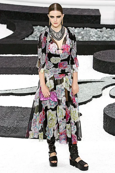 Look 45